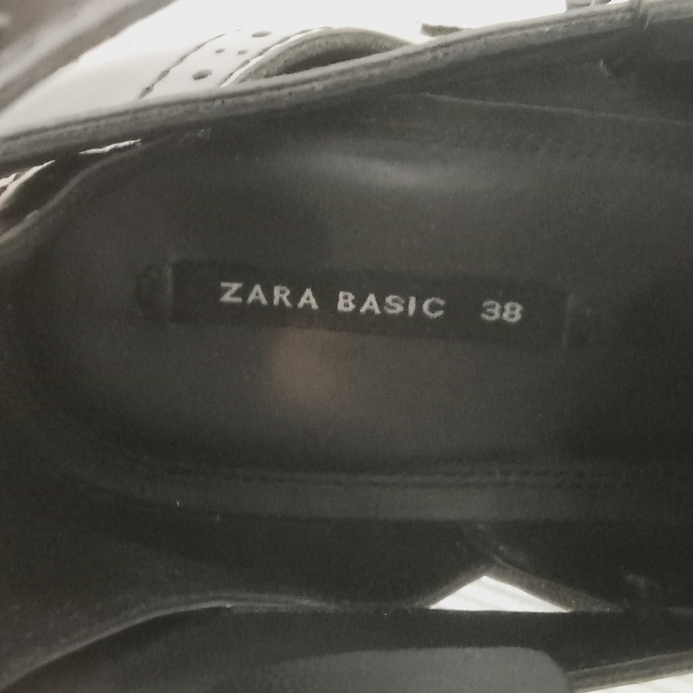 Zara Basic Black Patent Vegan Leather Wingtip Platform Buckle Ankle Boots Sz 7.5 - Picture 6 of 8